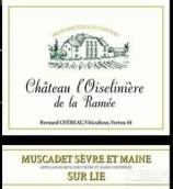 Chereau-Carre Chateau l'Oiseliniere de la Ramee Muscadet Sevre-et-Maine Sur Lie, Loire, France