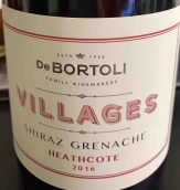 德保利酒莊村莊設(shè)拉子-歌海娜紅葡萄酒(De Bortoli Villages Shiraz Grenache, Heathcote, Australia)