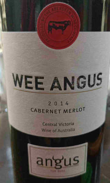 安格斯公牛维安格斯卡本内梅洛干红葡萄酒