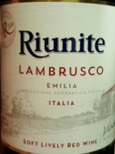 里烏利特藍(lán)布魯斯科起泡酒(Riunite Lambrusco, Emilia-Romagna, Italy)