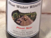 藍海黑皮諾干紅葡萄酒(Blue Water Pinot Noir, Michigan, USA)