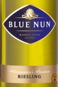蓝仙姑酿酒师热情雷司令白葡萄酒(Blue Nun Winemaker's Passion Riesling, Mosel, Germany)
